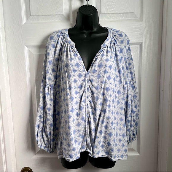 GAP Tops - GAP Blouse Top Large Women Split Neck 3/4 Sleeve Blue Boho Peasant Summer